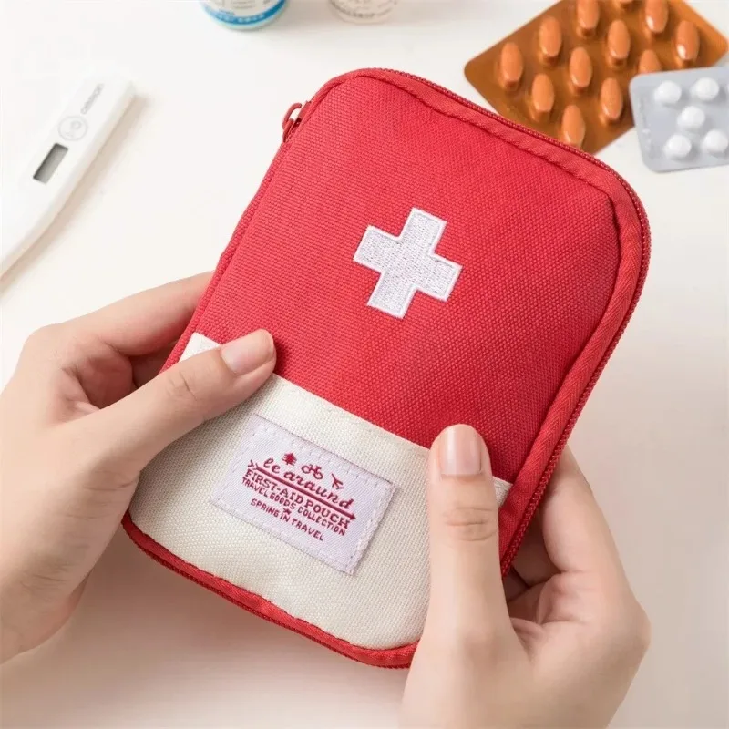 Portable First Aid Kit Bags Me - огляд і ціна Trimming Scissor Set
